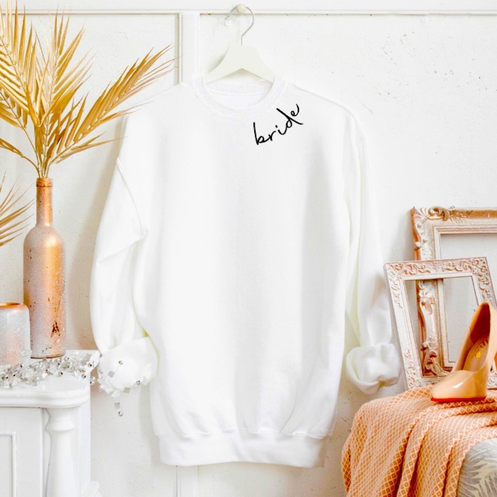Minimal Bride Sweatshirt (Large) from Etsy Shop